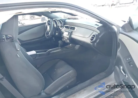 2015 Chevrolet Camaro 2Ls из США, поврежденный, VIN 2G1FB1E37F9104909